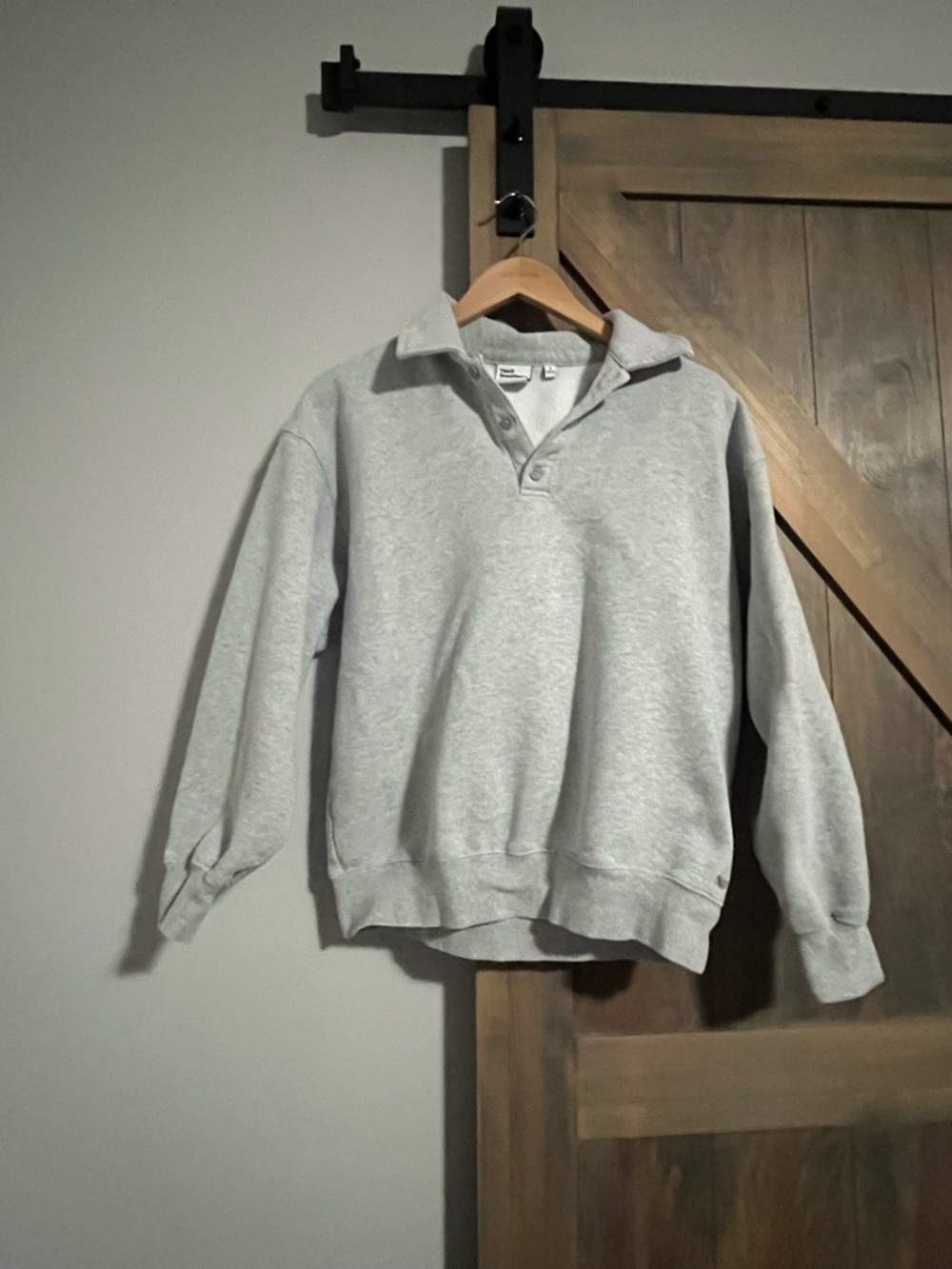 TNA Cozy Sweatfleece Pullover in Light Gray